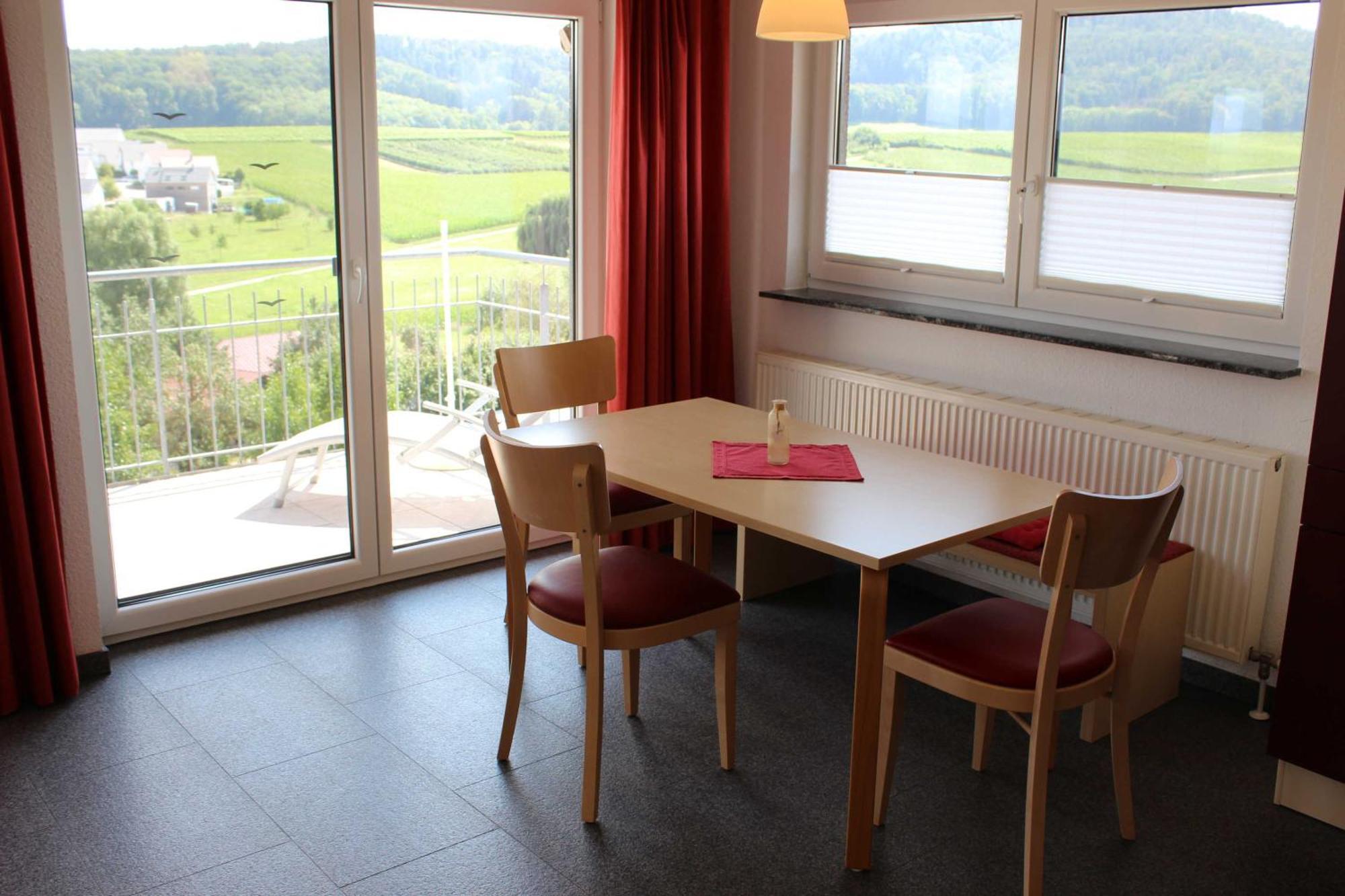 Gaestehaus Zum Wolffenturm Lehrensteinsfeld Стая снимка